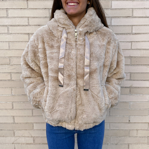 Chaqueta Cremallera Pelito Beige