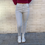Pantalón Pitillo Push Up Beige